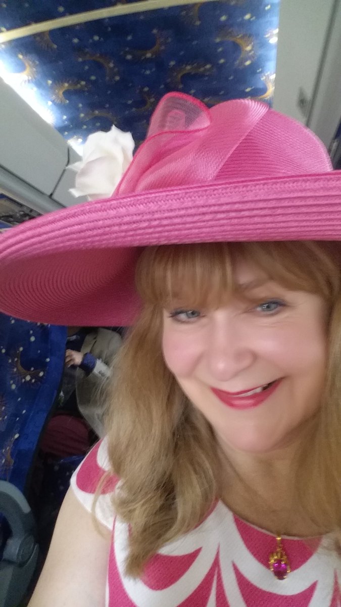 CivilityInStyle's tweet photo. Heading to #vagoldcup2016 #urow2016 #cindyinthecity #cindyannpeterson https://t.co/7ov6tIOamB