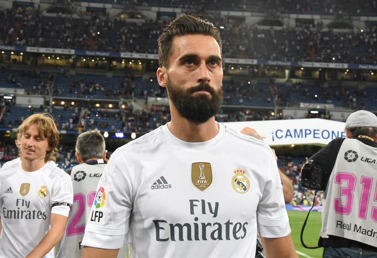 Arbeloa,el Espartano. Ch3L8ybXIAERngi