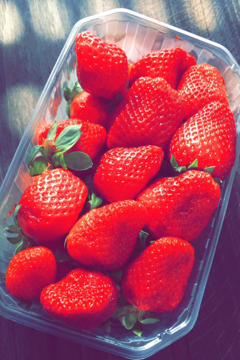 julienco_'s tweet photo. GEILON 🍓 https://t.co/2qHxxcYG9y