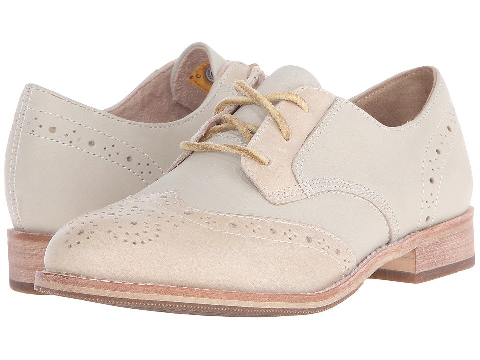 LoveShoeCall's tweet photo. Got yourself new #Oxfords from our website? Here's how to #style them! https://t.co/k9oGxCW37k https://t.co/GHs6q3bSP3