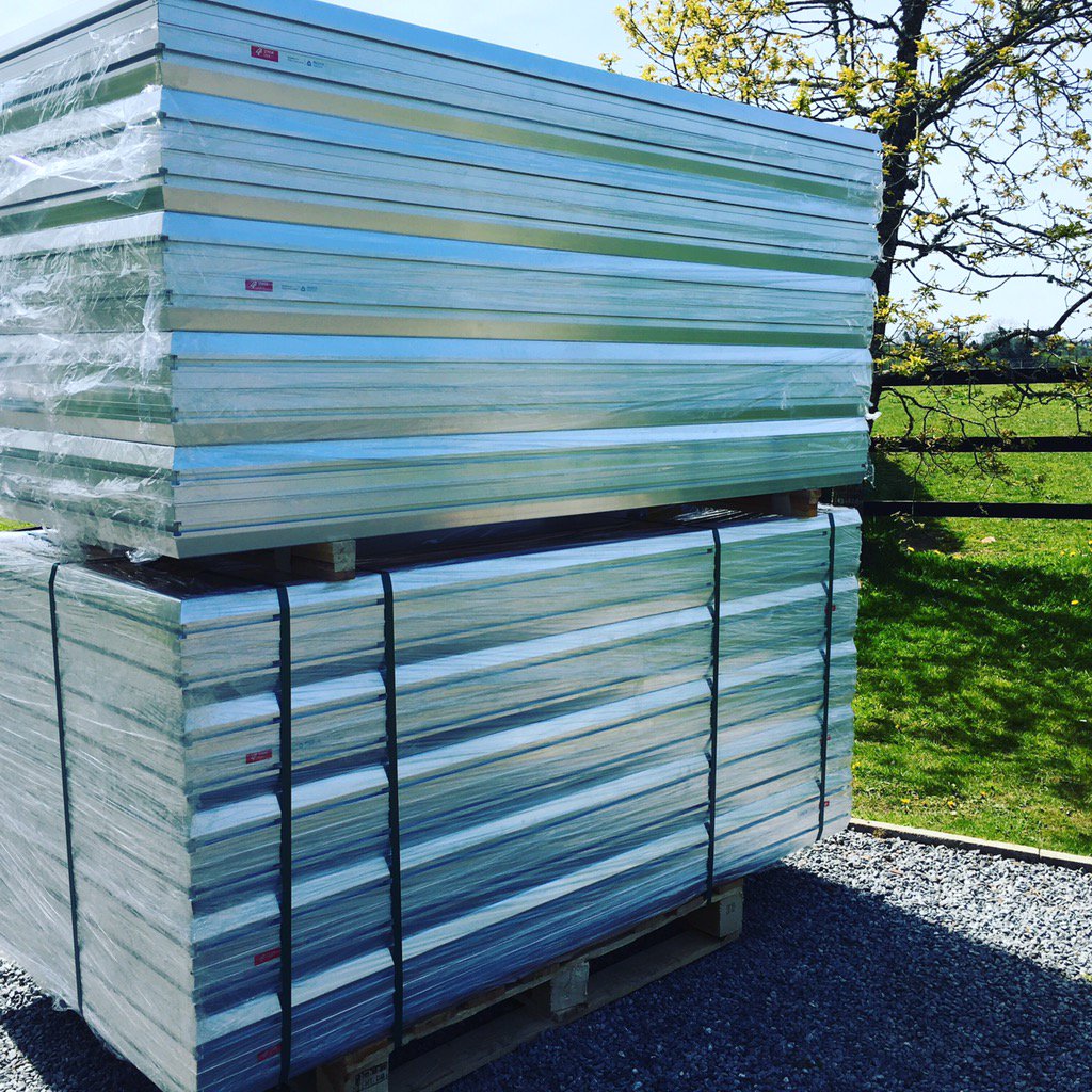 bluthundersound's tweet photo. Some of our new @ProlyteUK #StageDex added to our #hire stock this week. https://t.co/ovA8Zqmwrd