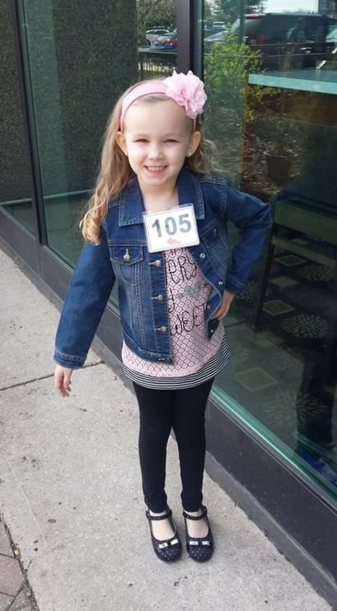 kerrbare72's tweet photo. Nanny's Beauty <3 having lots of fun @cmtcinc #CMTC2016 https://t.co/mGTfPAA9ga