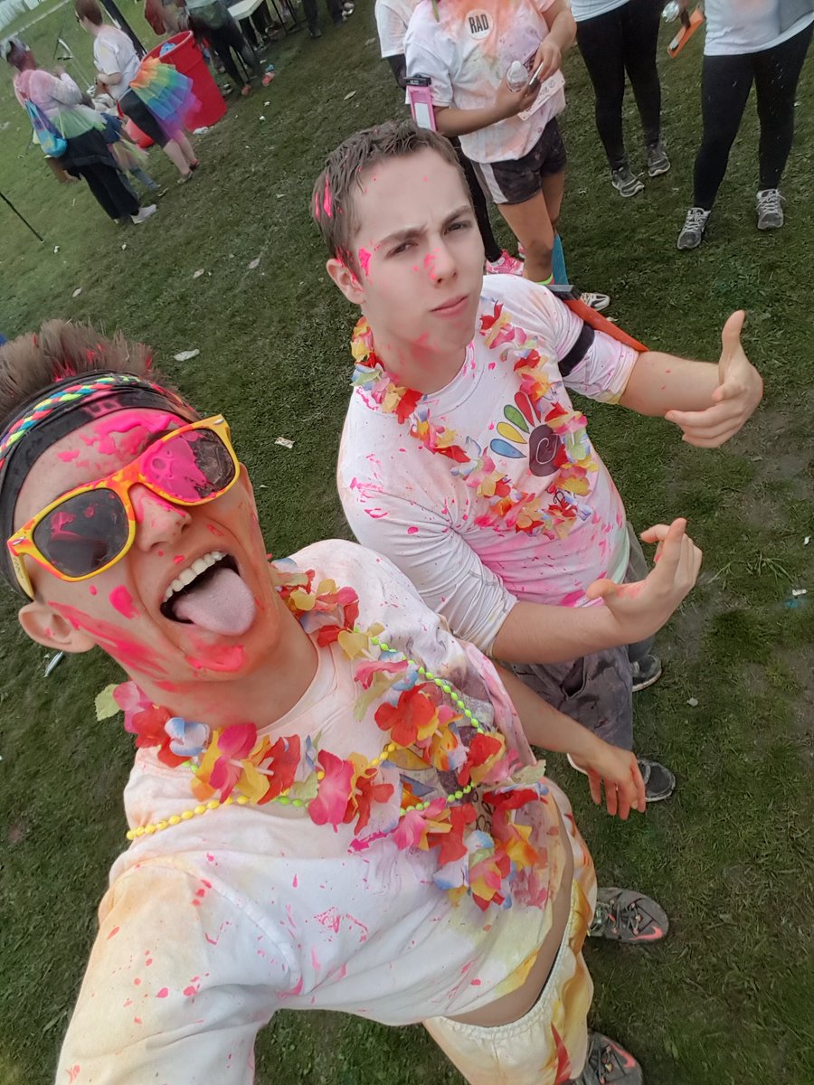 _JakeElward's tweet photo. Just fuck me up #ColorRunDetroit #BigDaddy https://t.co/e0DzVVBFky