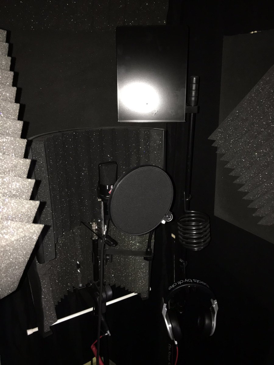 MainLan's tweet image. All I know is when I'm in this mutha fucka I guy blind and let the Lord do his thang! #frenchexcused