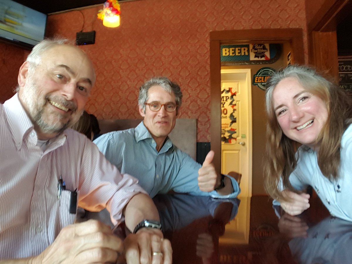astro_microbe's tweet photo. Celebrating passing my preliminary oral exam with my advisors! #ceoas https://t.co/1GZU7vxTDy