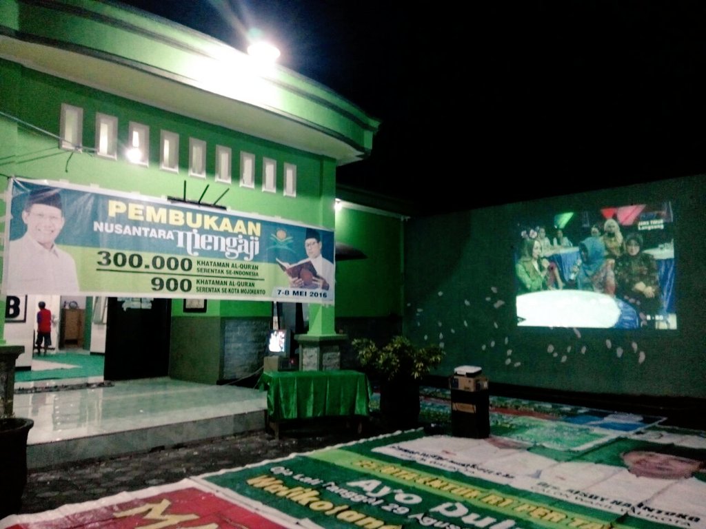 MasdukiSabil's tweet photo. Mari Gotong Royong dlm Kebajikan demi Kemaslahatan Bangsa #NusantaraMengaji https://t.co/6BKMcksaKv