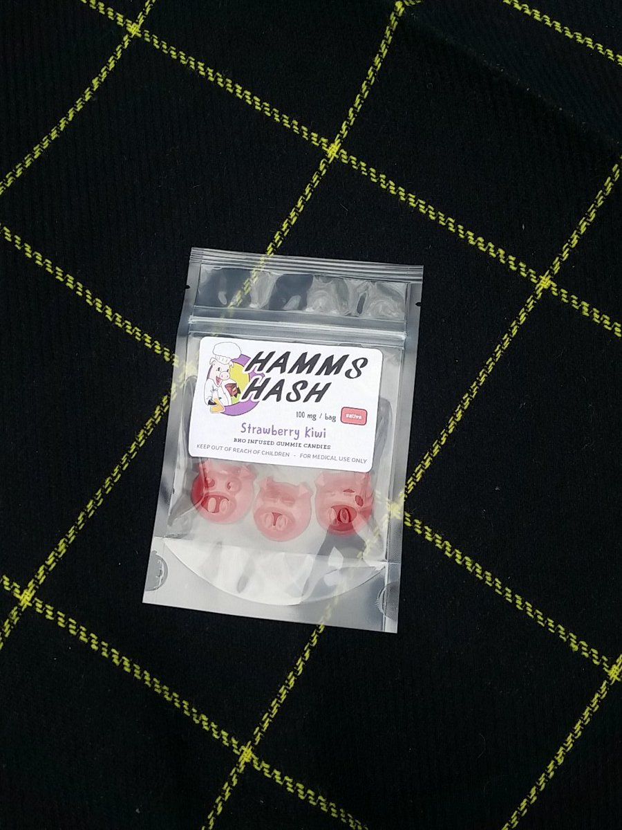 8ong_hit_her0's tweet photo. Weed candy from the #WEEDMARCH https://t.co/XAV4rFmOsl