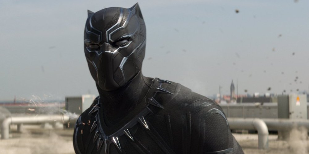 BlackNerd's tweet photo. I love that these 3 DIFFERENT character types of heroes are in the SAME MOVIE! #BlackPanther #TheFalcon #WarMachine https://t.co/gUiZPT5e5d