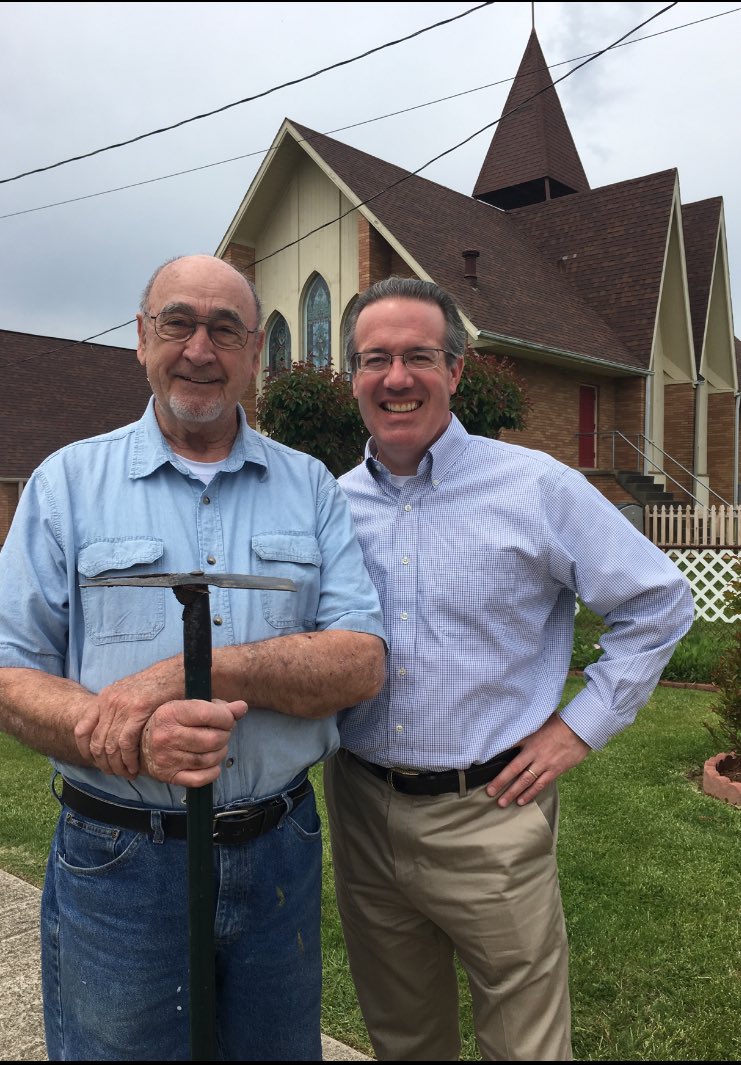 goodwinforwv's tweet photo. Great to see good friends on the trail in Ripley. #GoodwinforWV #CharacterCounts #TheFinalCountdown #VotingBooth https://t.co/irbQBusvJq