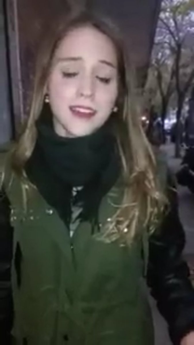 ULulista's tweet photo. @selfieluli necesito iconsssss https://t.co/yPJ6kaetFb