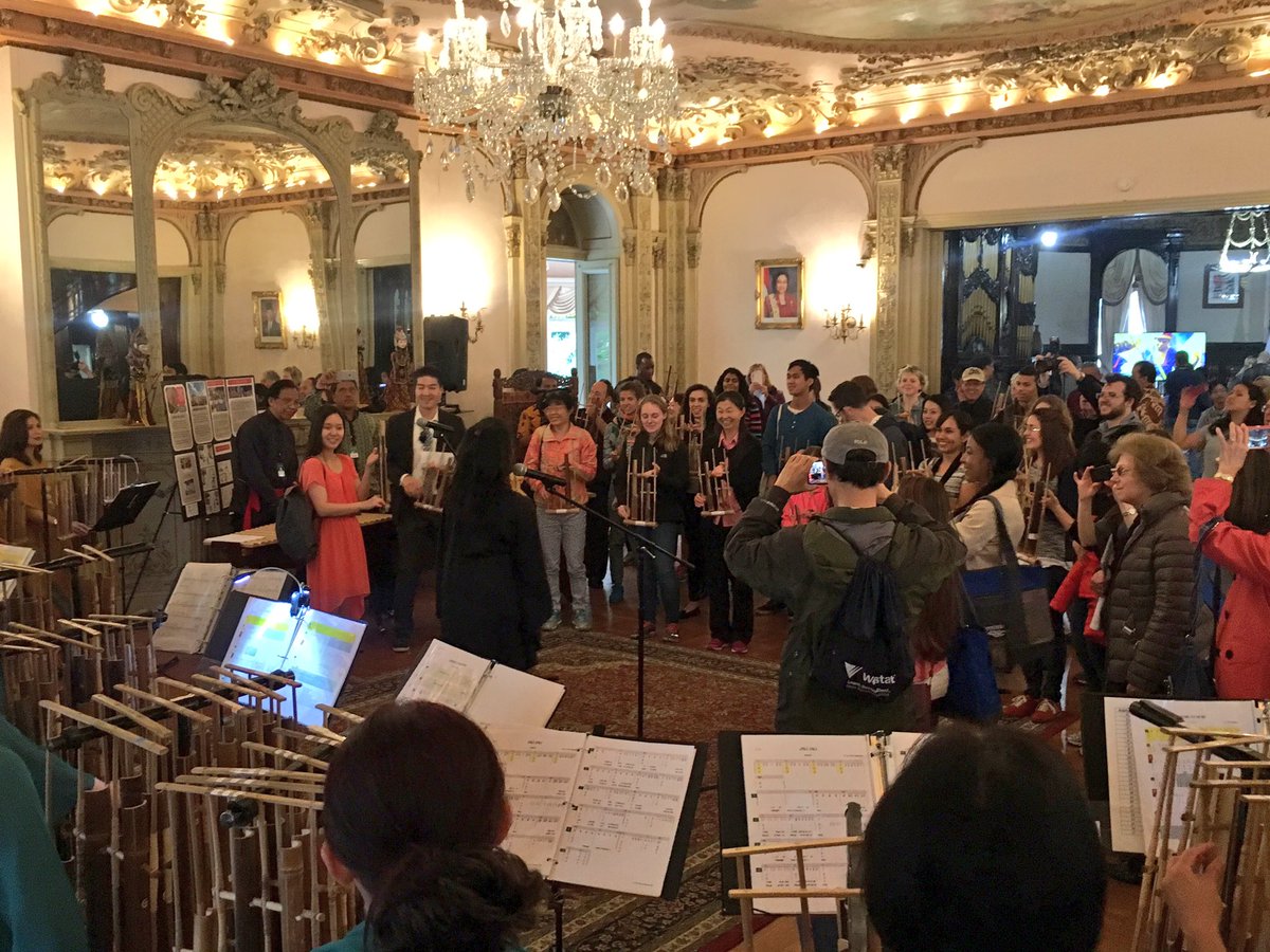 IndonesiainDC's tweet photo. Happening Now: Interactive Angklung! Quickly learn to play songs with one of Indonesia's fun traditional instruments https://t.co/uottCJfRJI