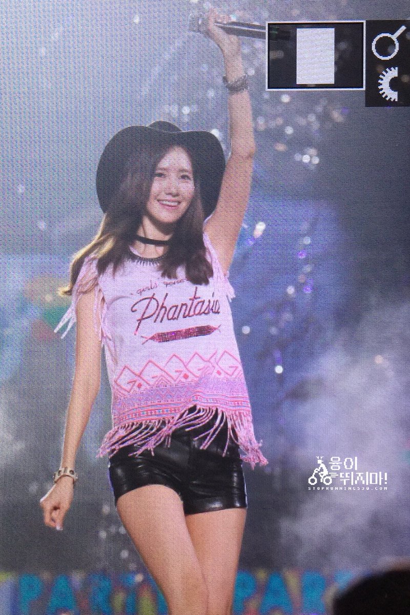 [PIC][06-05-2016]SNSD khởi hành đi Đài Loan để tham dự “2016 GIRLS GENERATION 4th TOUR – Phantasia - in TAIPEI” vào sáng nay - Page 3 Ch3aFCfUYAAGKTI