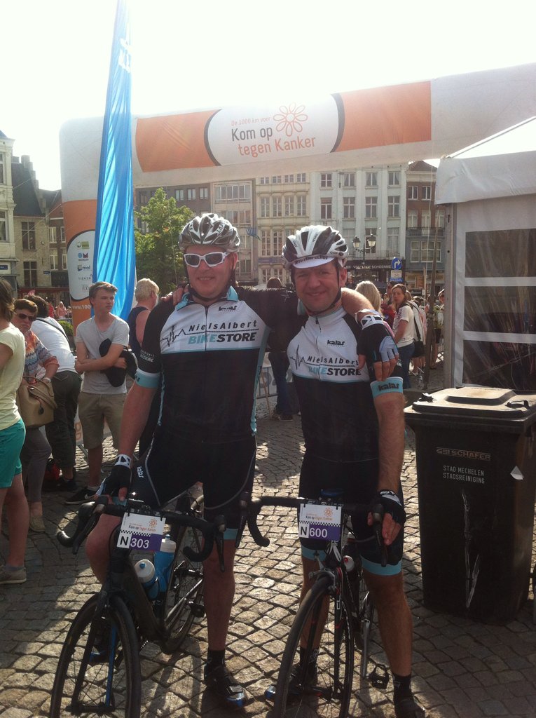 Tchmilleken's tweet photo. Chapeau voor gebuur Frank die vandaag de volledige 250km heeft afgelegd! 👍👍👍@wtctempelhof @KevfahAalst @Davy_De_Pauw https://t.co/ff3hgK84Wf