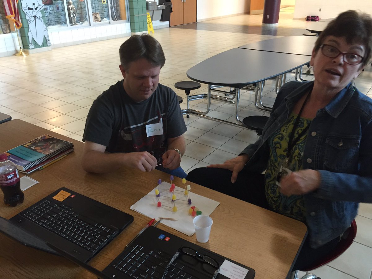 lekadegroot's tweet photo. Having a great @TeachCode training with #unitysccsd teachers! #codeorgPD https://t.co/exa7vObj2U
