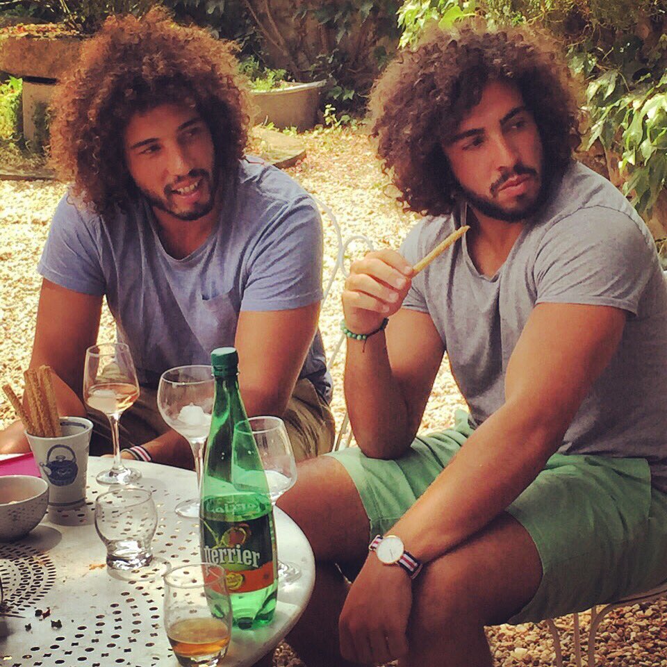 Joyeux anniversaire petit frère <a href="/CharlesMene/">Charles Mene</a>  #souvenirs #HBD #famille