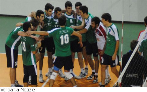 VerbaniaNotizie's tweet photo. #alteaaltiora assalto ai playoff https://t.co/A2wyUUQ4JF https://t.co/4TJfU2e5DK