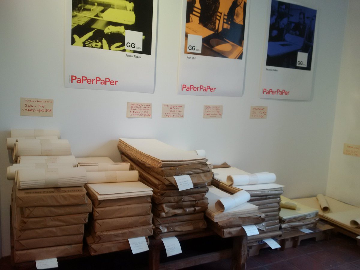 XavierCarles's tweet image. Val la pena visitar el #PaPerPaPer al @mmp_capellades jo ja m'he firat!