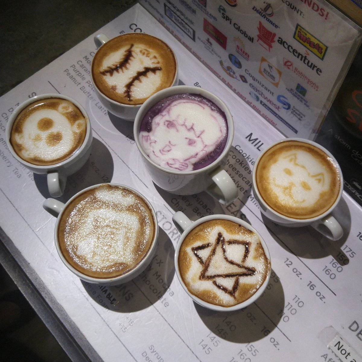 _gyeonggidos's tweet photo. Our group actually did pretty good tbh #LatteArt #CoffeeAcademy #subspacecoffee https://t.co/2PkrFWRvJ9