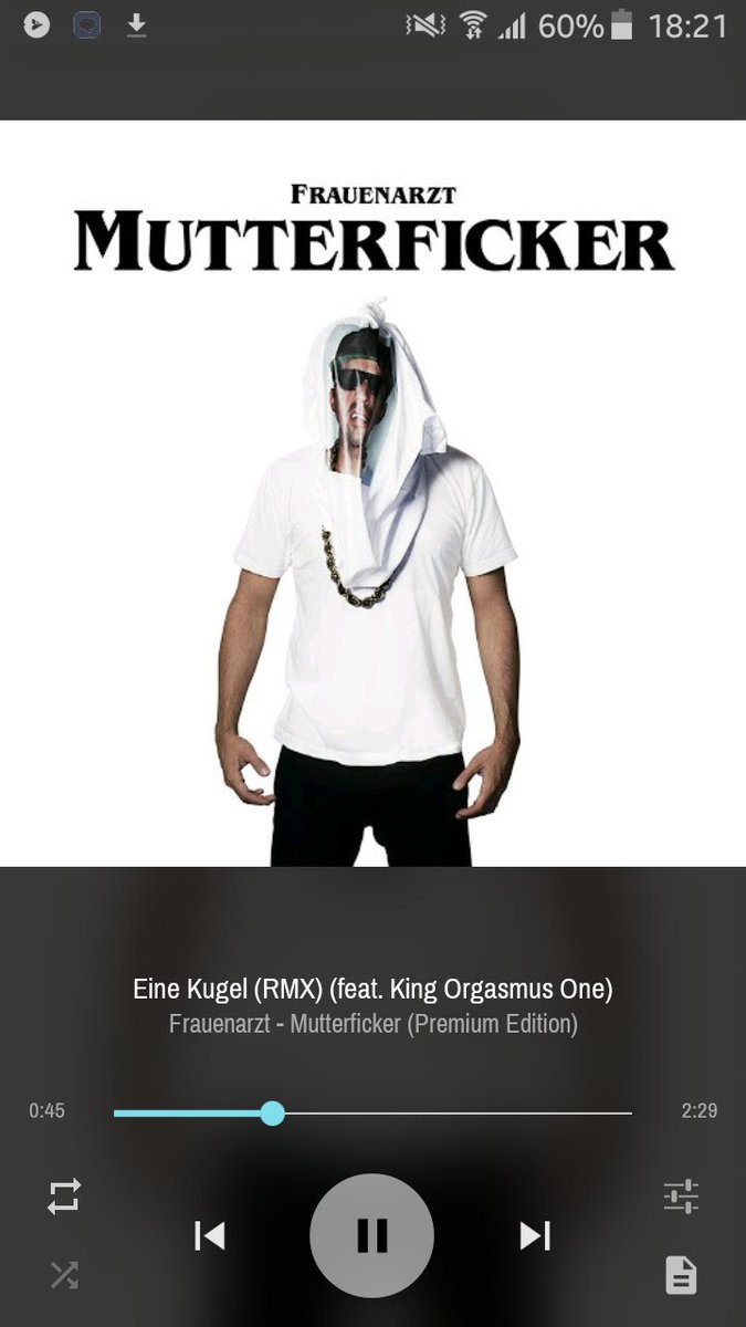 Scarlessio's tweet image. @frauenarzt #mutterficker
1 tag verspätet geholt 😨