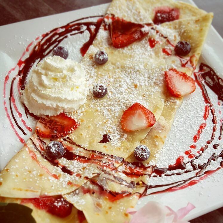 Only the best for #mum on #mothersday - #divine #berries #dessert #crepe #dtklove #dtkitch… ift.tt/1ZqJBkX