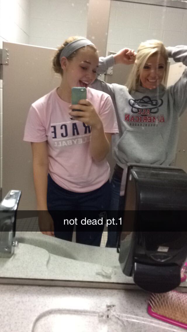 darbyflickinger's tweet photo. HBD KT!!!!! love you #pushdrive #swimteam https://t.co/b2OFEybT1u
