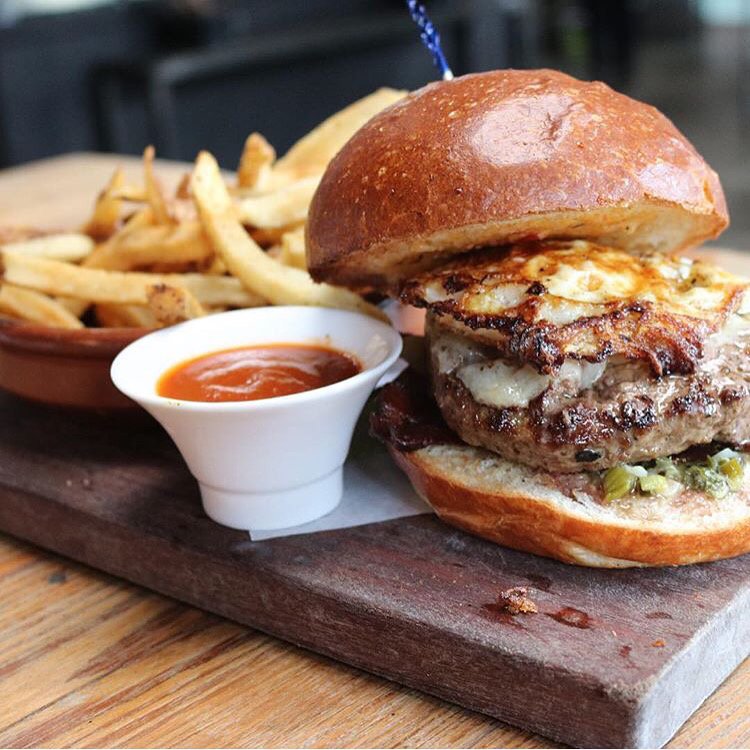 Put an egg on it. #brunch #foodporn #eeeeats #thatburgertho #williamsburg #cowandclover