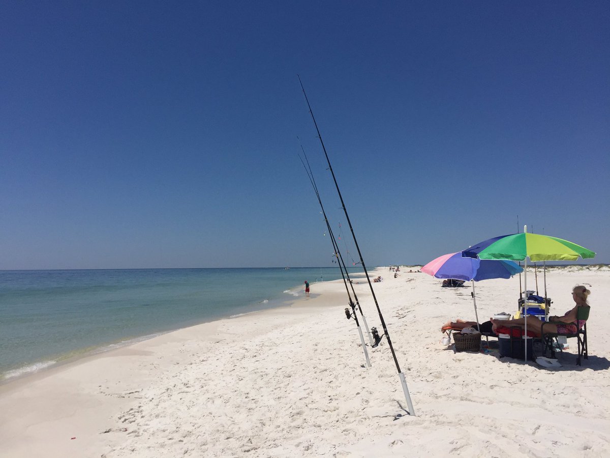 AllenStrum's tweet photo. Pensacola Beach and it's a perfect day. @weartv https://t.co/b7IpNKvvGs