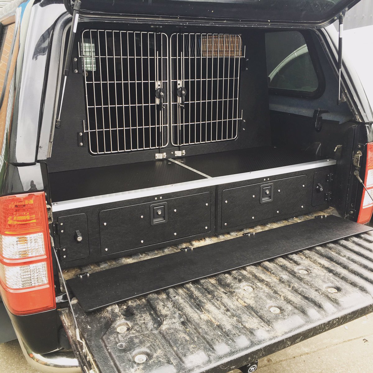 animal_transit's tweet photo. A few of the different options we're able to offer our customers with Double Cab Pick-Ups #gundogs #dogtransitboxes https://t.co/dQmrBq86NX