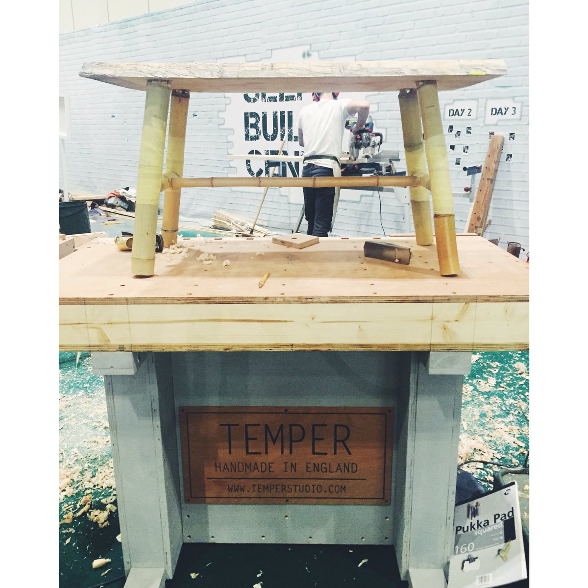 jenkeano's tweet photo. My new one of a kind @TemperStudio / @BambooBicycle bench 😊 #onehourmake #handmade #makeathingaday @GDLive_UK #wood https://t.co/ze6LuikjSB