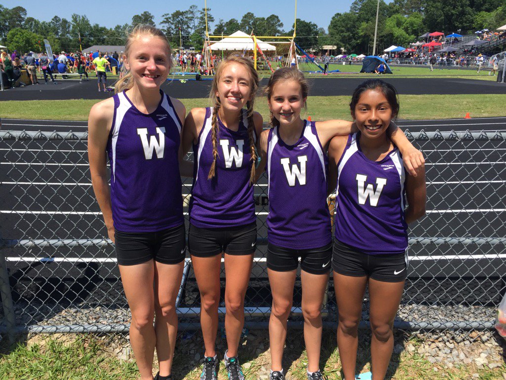 mthor72's tweet photo. Congratulations Savannah, Mary, Abby, and Emily for qualifying for State in the 4x800. https://t.co/0k4csJ8ZvQ