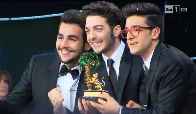 ilvolonelcuore's tweet photo. Tantas cosas juntos :') 😭😍❤😭😍❤😭😍❤😭😍❤ https://t.co/70aAiwfIFF