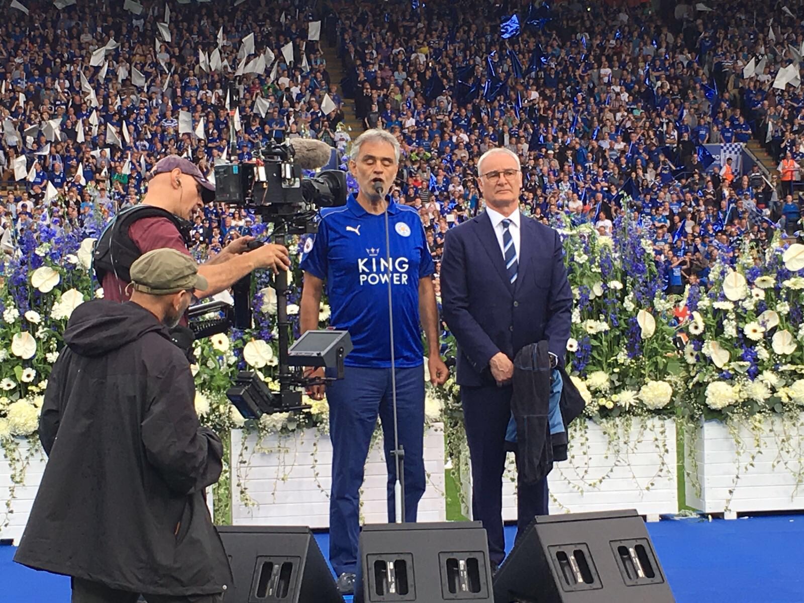 Andrea Bocelli on X: "Thank you #Leicester and congratulations #LeiEve @LCFC https://t.co/JCdw8S8IvW" / X