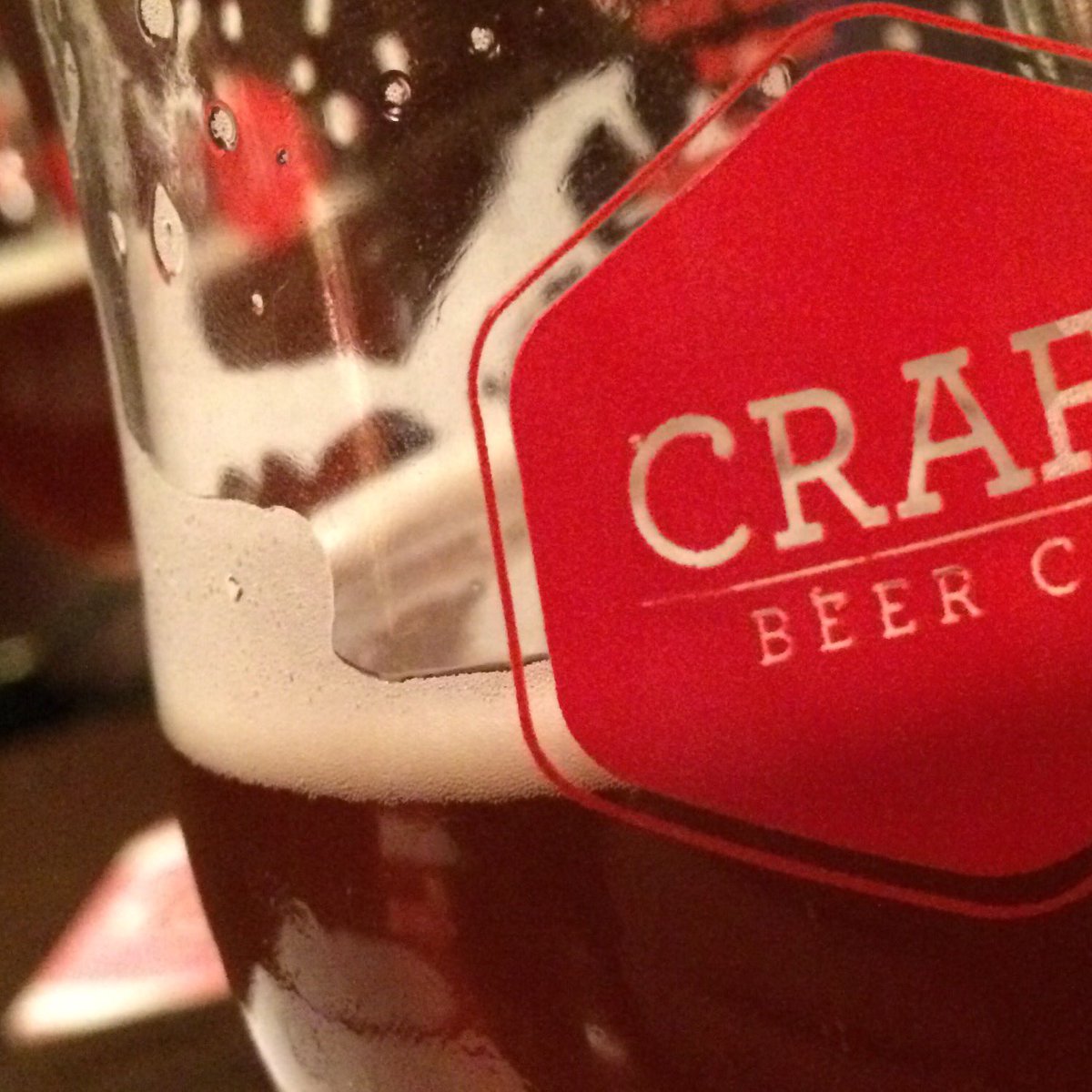 S_R_B_M_S's tweet photo. Arty farty beer frothy. Crap. https://t.co/LBAunXIHee