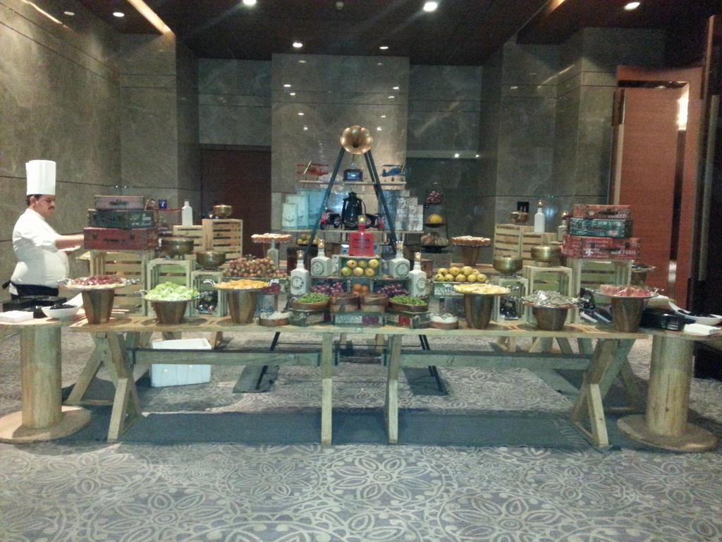 MdArifqureshi's tweet photo. jw marriott Delhi
  @gsb5186 @JWMarriottDelhi @ChefGKrishnan @27Nehra @DILPREETDILSE @bennymurry @chefraheel https://t.co/Dtt2G9Qxy7