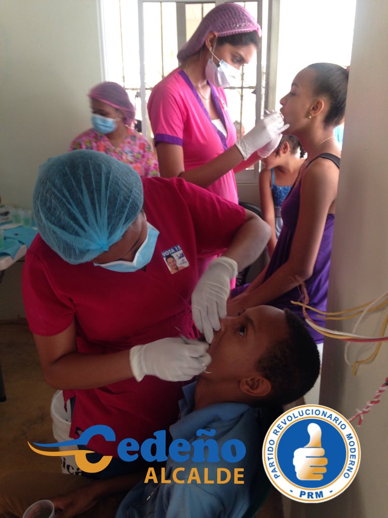 cedenoalcalde's tweet photo. AHORA
Nuestro equipo realiza Jornada Odontológica en Villa Verde GRATIS! Un compromiso con la salud. #CedeñoAlcalde https://t.co/j9f9b9dHkQ