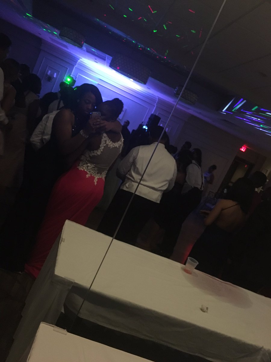 fathermellz's tweet photo. They give me loyalty and I don't gotta pay for it..❤️ @babyva_ @Choejor_ @Poppinsauce #Josh #Noelle #Donell #Deyarna https://t.co/fBSxBwoKsZ