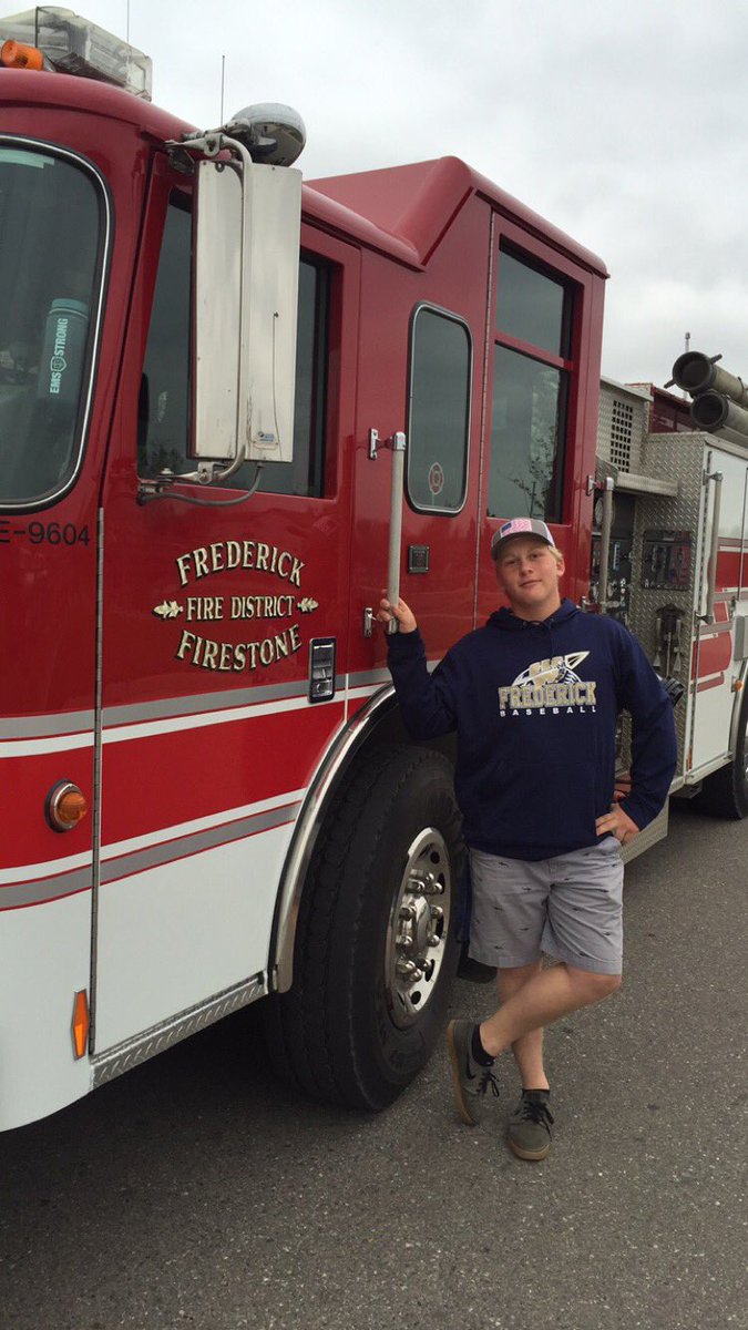 SchmitzKempton's tweet photo. Cooper insisted that I take pictures of him with the firetruck @CooperLindhardt https://t.co/o7vw14VZKf