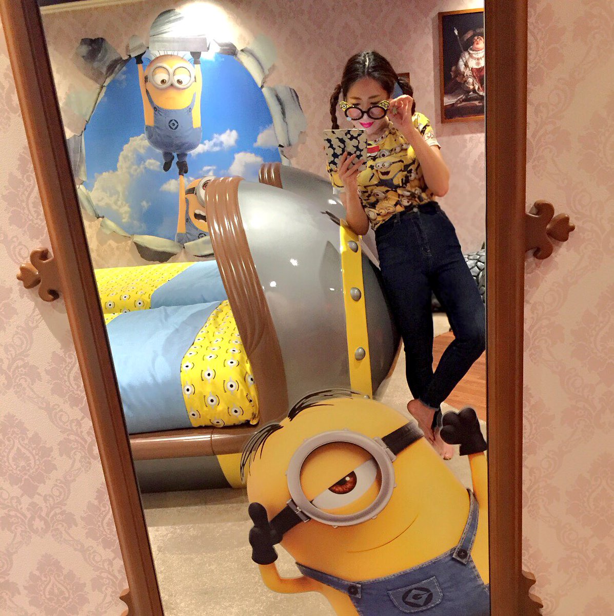 Sally Minion S Room あ 幸せっ リボーンusj Usj ユニバ ホテルユニバーサルポート 部屋中ミニオンだらけ フライングダイナソー きゃりーぱみゅぱみゅ ミニオンコーデ