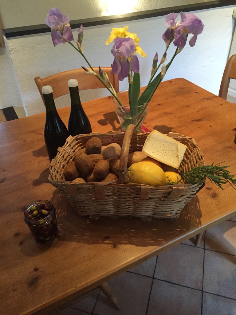 Carpasio's tweet photo. Local produce presented to us by our neighbours #Carpasio https://t.co/OImxPmngVL