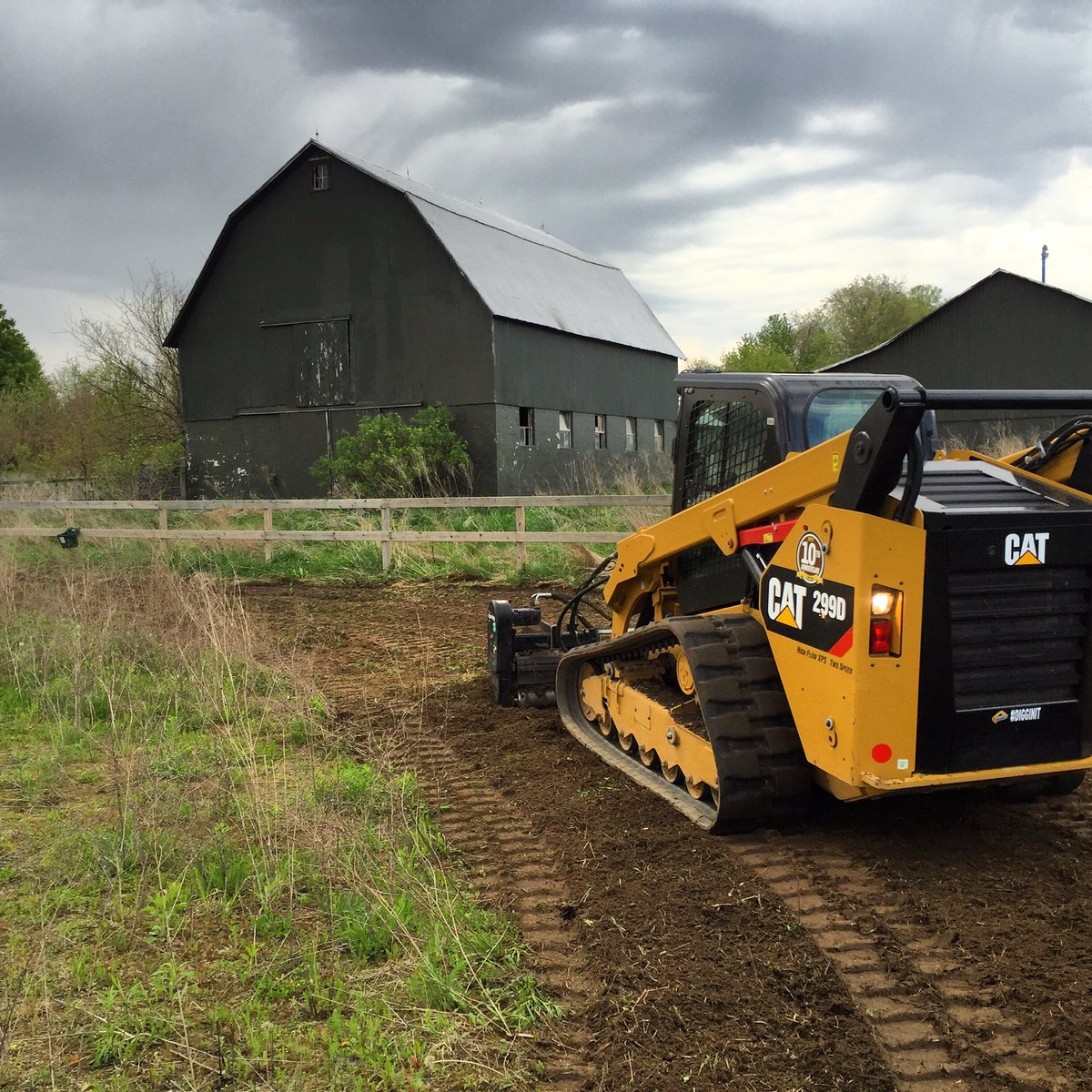 DigItExcavating's tweet photo. Reclaiming an overgrown horse riding arena. #ridingarena #paladin #harleyrake #cat299d #digginit https://t.co/c9y6qFM34y