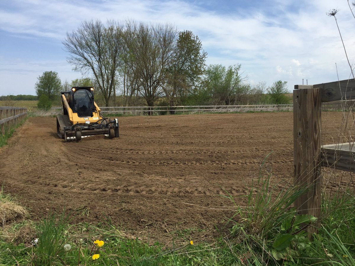 DigItExcavating's tweet photo. Reclaiming an overgrown horse riding arena. #ridingarena #paladin #harleyrake #cat299d #digginit https://t.co/c9y6qFM34y