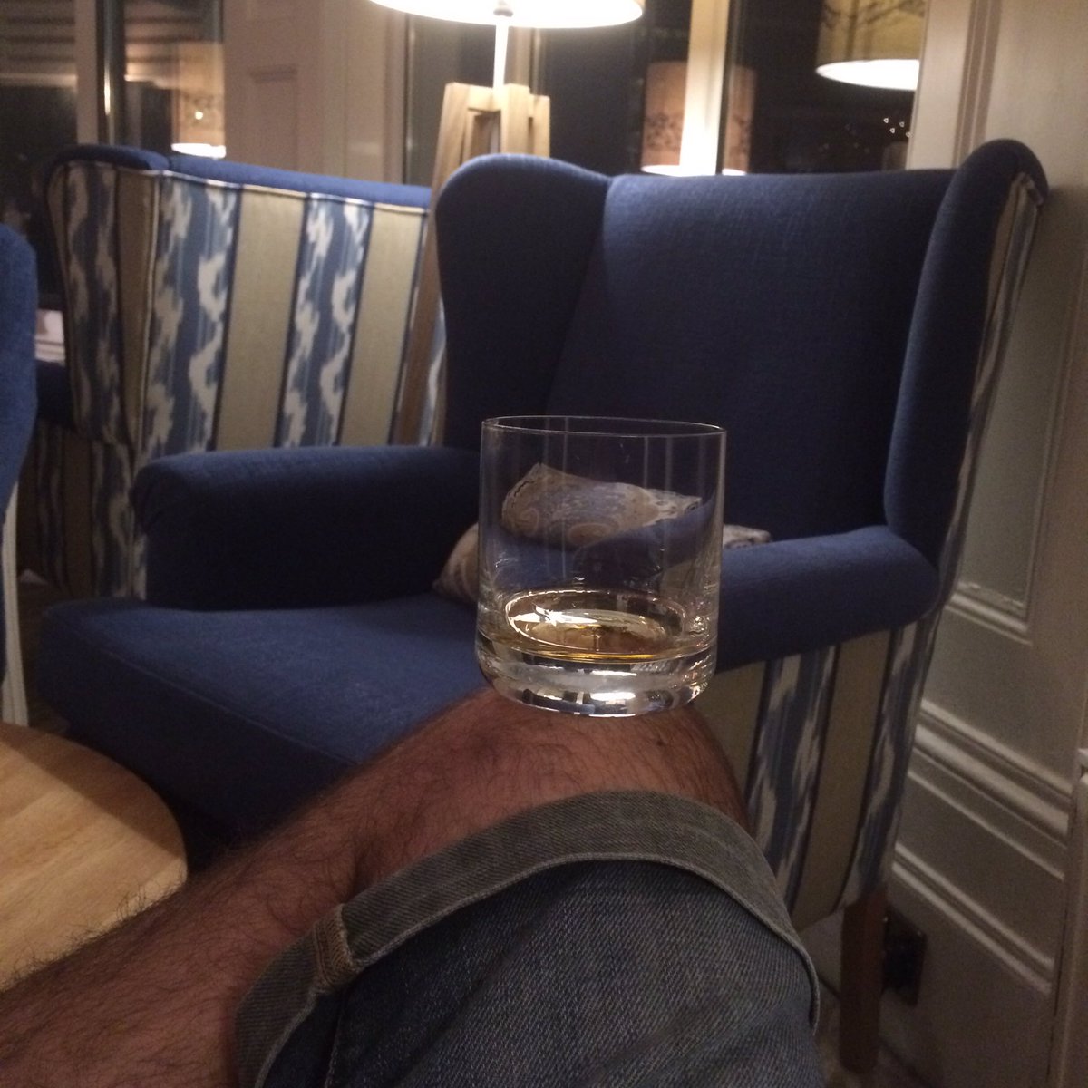 si_francis's tweet photo. I am knee whisky balancing champion of Falmouth. A new annual competition I launched tonight. #Kernow #floraday16 https://t.co/0VuIB0aImq