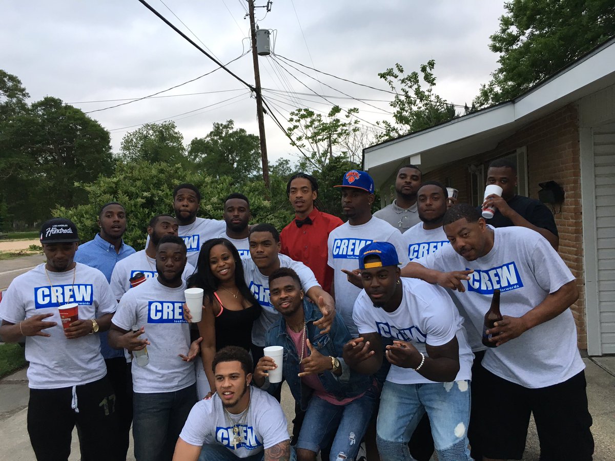 S_Meighan25's tweet photo. This shit built off Loyalty there is no other way around it #resteazyD #LongLiveHitman ππΎ https://t.co/mjAJ9udbGF