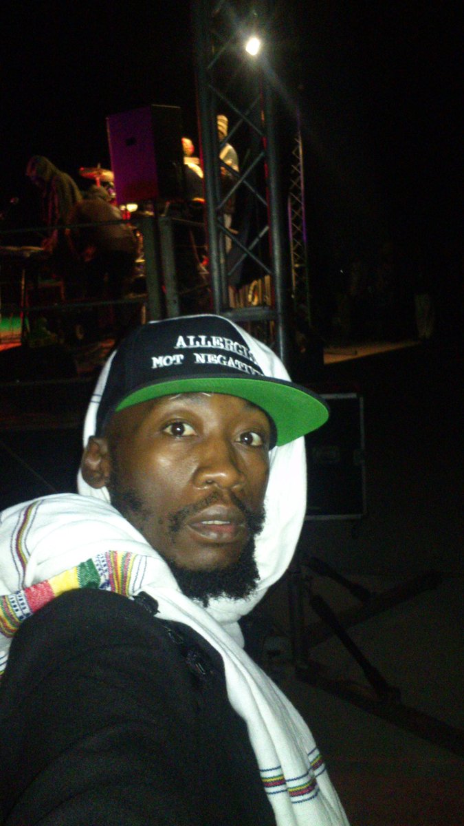 rasmilz's tweet photo. Milz readying up Now fi shell and shell it @reggaevybes @NyimboZaZambia @ZedMusicBlog https://t.co/SCcdnddCjH