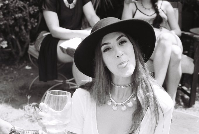 Booking some trips ✈️ and then grabbing some food... Should be online around 5:30-6:00pm (pst) https://t<a href="/tag/gloryholes"class="tags"><span>#gloryholes</span></a>