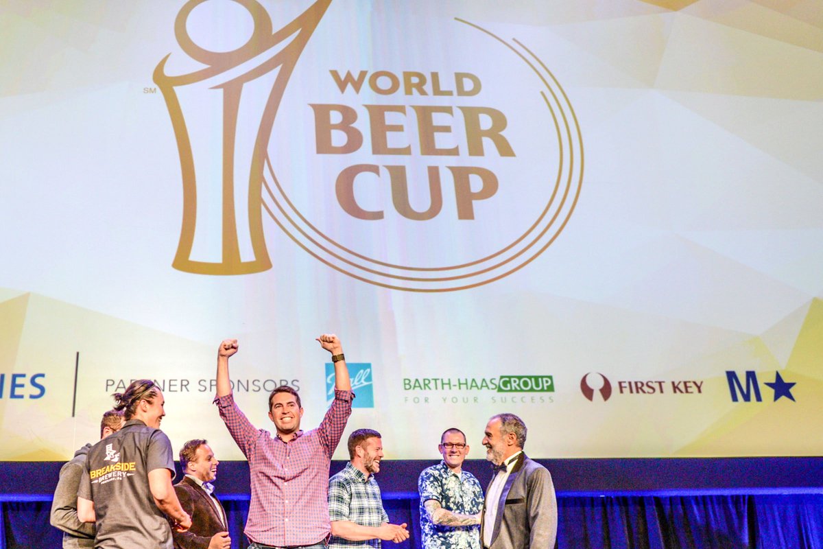 Oregon Breweries win big at the <a href="/BrewersAssoc/">Brewers Association</a> 2016 World Beer Cup. Details: brewpublic.com/beer-awards/or… #WBC2016 #CBC16