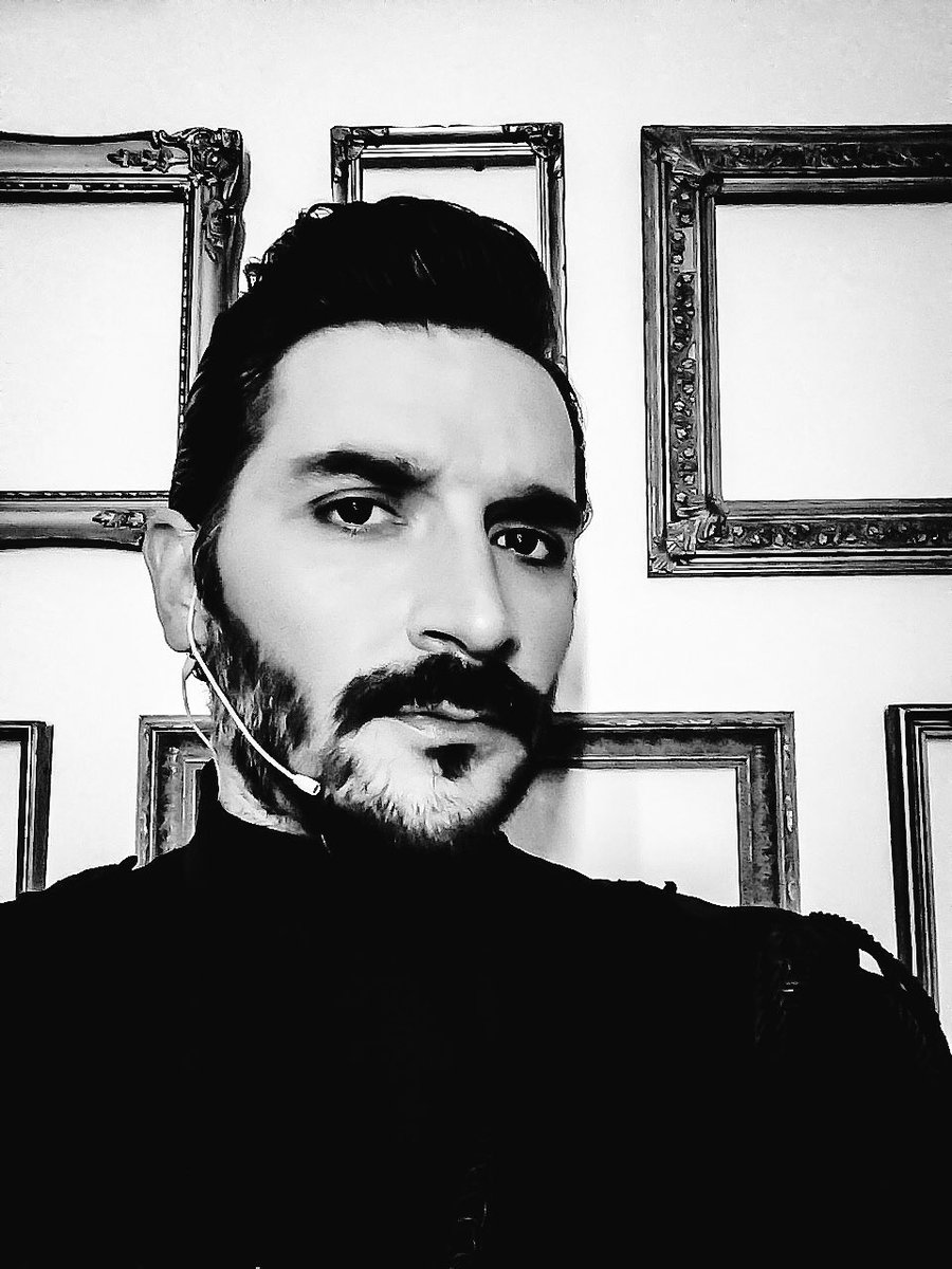 MrDuarteGrilo's tweet photo. The Prince has left the building! #actorslife #actors #duartegrilo #theater https://t.co/mlzwIfghpK