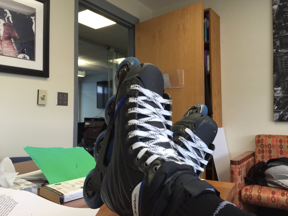 RobertsAtWerth's tweet image. You're welcome, @ICParkSchool nerds--you just got a taste of blading awesomeness. #2Legit2Quit #SemiCharmedLife