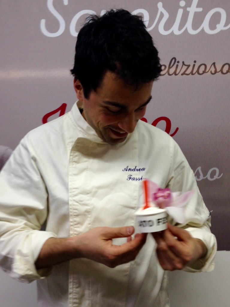 FoodConfidentia's tweet photo. Orchidea e acqua di rose di Andrea Fassi #gfassi1880 #gelato #gelatoartigianale #gelatofestival #foodconfidential https://t.co/iqwk9WNdz4