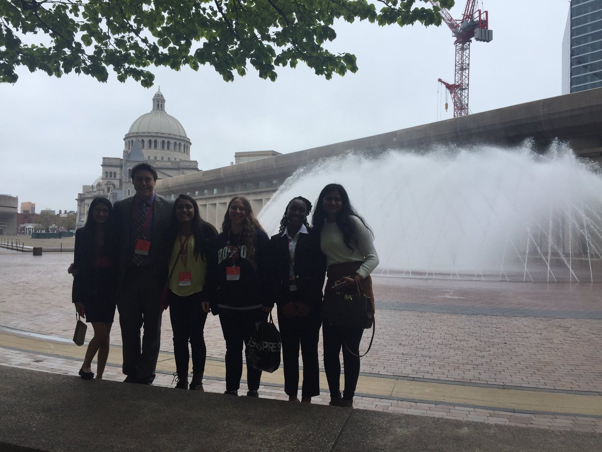 MrsJonesCapeHS's tweet photo. #DelmarBPA student at the State House and the oldest Fire House in America while visiting Boston! #BPA50 https://t.co/ULOT07jsWL
